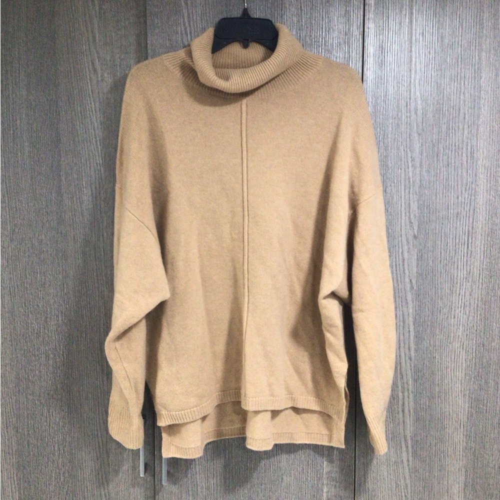 Cozy cashmere Tan Turtleneck Sweater